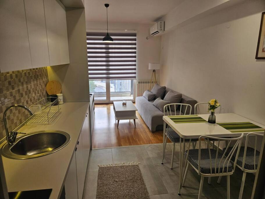 Milo Apartment Skopje Exterior foto